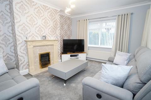 undefined, Briarfield Close, Idle, Bradford