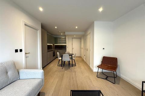 1 bedroom apartment to rent, 1 Potters Road, London SW6