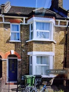 1 bedroom in a house share to rent, Marsala Road, London, SE13