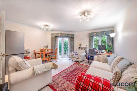 2 bedroom apartment for sale, Bartholomew Court, Edgware HA8