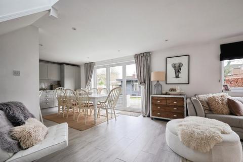 4 bedroom detached house for sale, Stone Street, Hythe, CT21 4