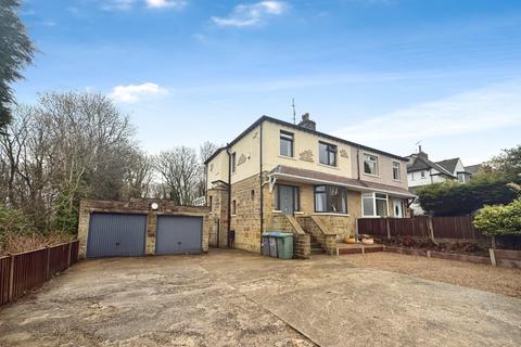 3 bedroom semi-detached house for sale, Ghyll Wood Drive, Bingley