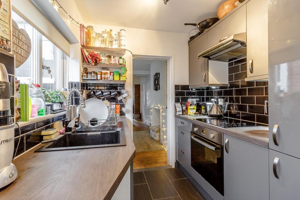 8363595-interior08.jpg