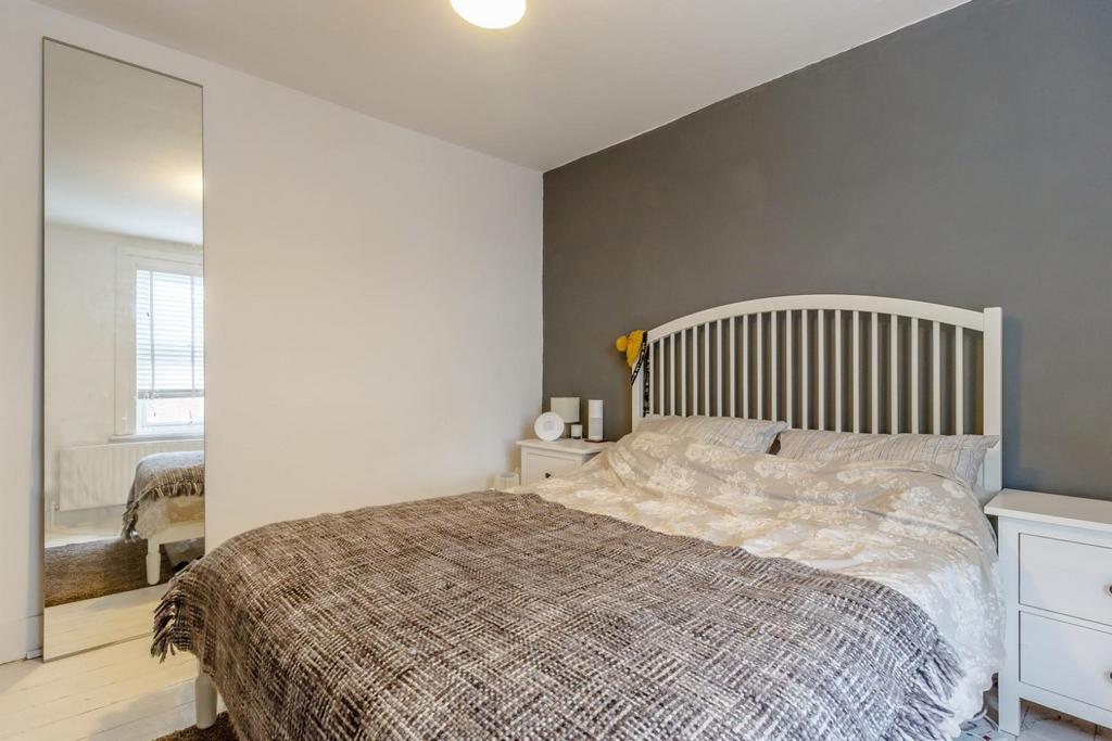 8363595-interior04.jpg