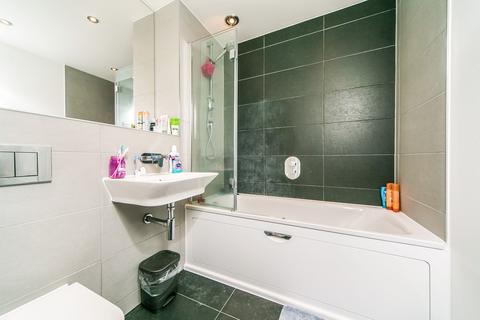 1 bedroom flat to rent, Skylark House, Drake Way, Reading, RG2