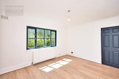 1 bedroom apartment to rent, Moray Road, Finsbury Park, Stroud Green, London, N4
