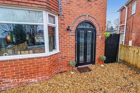 3 bedroom semi-detached house for sale, Higson Avenue, Stoke-On-Trent