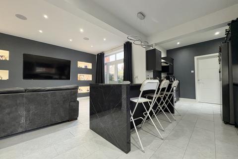4 bedroom semi-detached house for sale, Bentinck Avenue, South Shore FY4