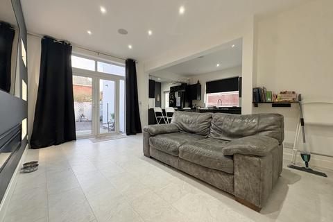 4 bedroom semi-detached house for sale, Bentinck Avenue, South Shore FY4