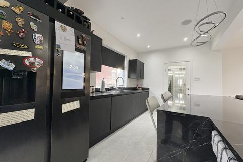 4 bedroom semi-detached house for sale, Bentinck Avenue, South Shore FY4
