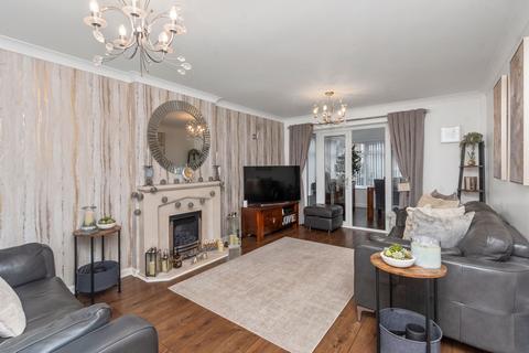 4 bedroom detached house for sale, Gairloch Close, Fearnhead, WA2