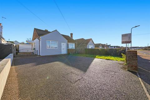 2 bedroom bungalow for sale, Hampton Pier Avenue, Herne Bay