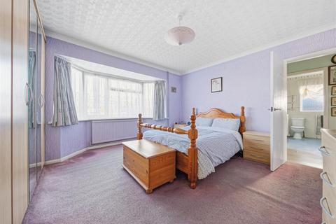 2 bedroom bungalow for sale, Hampton Pier Avenue, Herne Bay