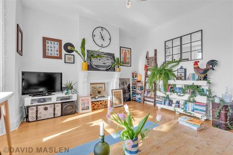 2 bedroom maisonette for sale, Ditchling Road, Brighton