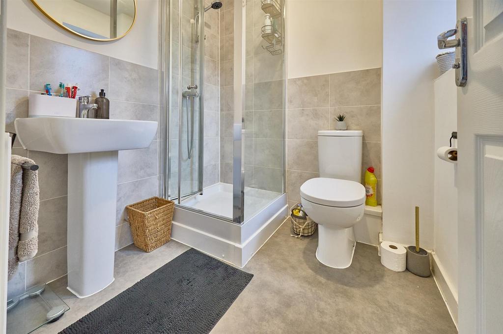 En Suite Shower Room