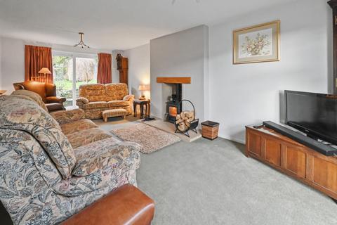 4 bedroom detached house for sale, Derwent Gardens, Ashbourne, DE6