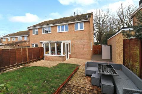 3 bedroom semi-detached house for sale, Monarch Way, Southampton SO30