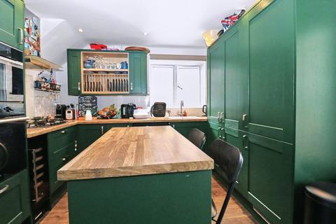3 bedroom semi-detached house for sale, Monarch Way, Southampton SO30