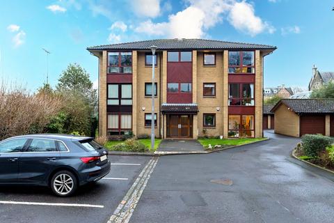 34/6 East Fettes Avenue, Edinburgh, EH4 1RE