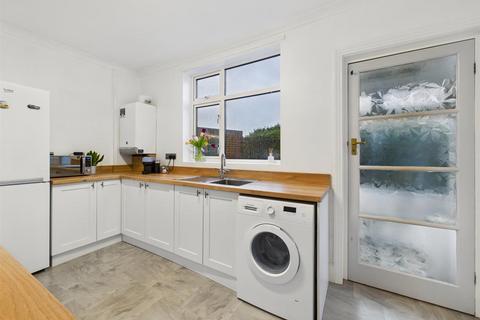 2 bedroom apartment for sale, Closefield Grove, Monkseaton
