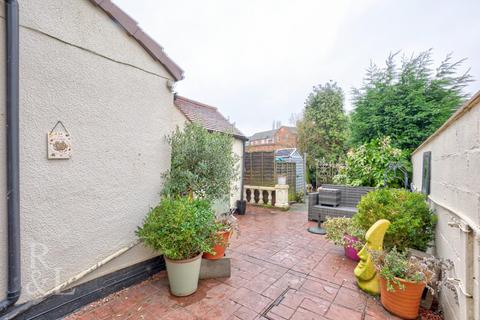 2 bedroom semi-detached house for sale, Moira Road, Donisthorpe, Swadlincote