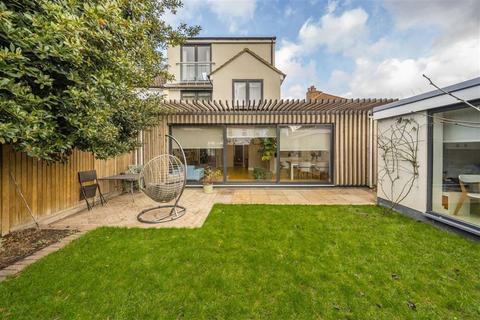 undefined, Howsman Road, London SW13