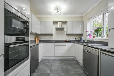 3 bedroom detached house for sale, Millbrook Road, Crowborough, TN6