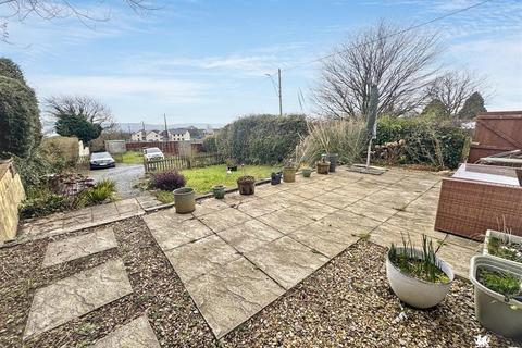 undefined, Meinciau, Kidwelly