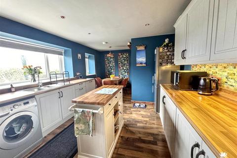 undefined, Meinciau, Kidwelly