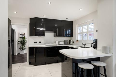 undefined, Dove Close, Warwickshire CV12