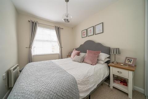 2 bedroom apartment to rent, Fourdrinier Way, Hemel Hempstead, HP3