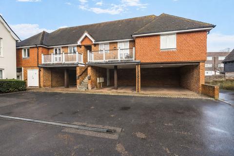 2 bedroom flat for sale, East Street, The Lyons, TN9