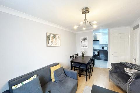 1 bedroom apartment to rent, Eagle Drive, LONDON