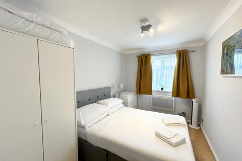 1 bedroom apartment to rent, Eagle Drive, LONDON