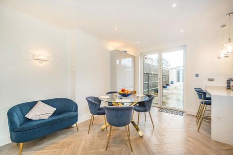 undefined, Cannon Hill Lane, London SW20