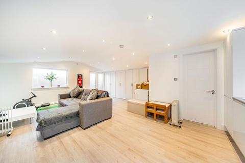 undefined, Cannon Hill Lane, London SW20