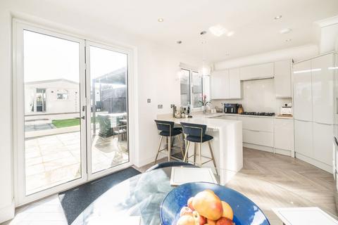 5 bedroom terraced house for sale, Cannon Hill Lane, London SW20