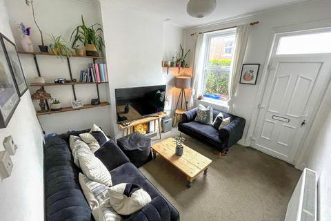 3 bedroom terraced house to rent, Ashford Road, Sheffield, S11