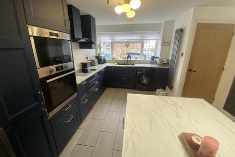 3 bedroom house for sale, Oak Apple Close, Stourport-On-Severn