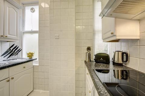 1 bedroom flat to rent, Hill Street, London W1J