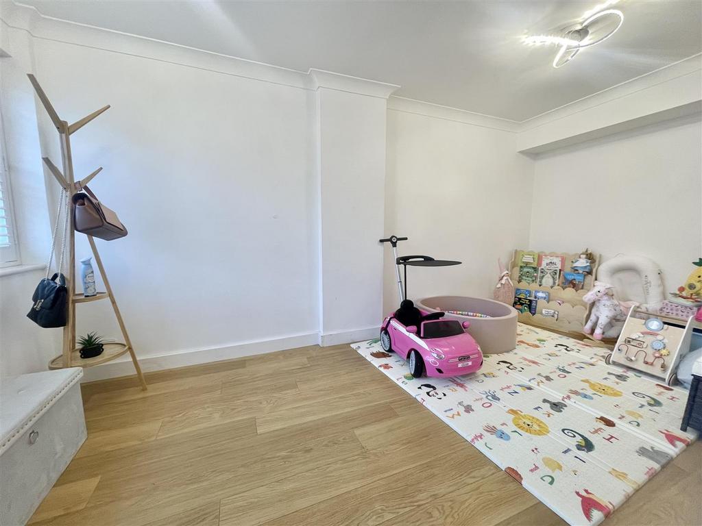 Dining Room / Play Room