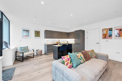 undefined, Silbury Boulevard, Mitlon Keynes, Milton Keynes, MK9