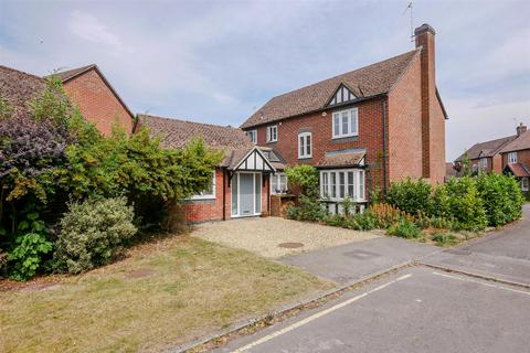 4 bedroom detached house for sale, Wyndham Gardens, Wallingford OX10