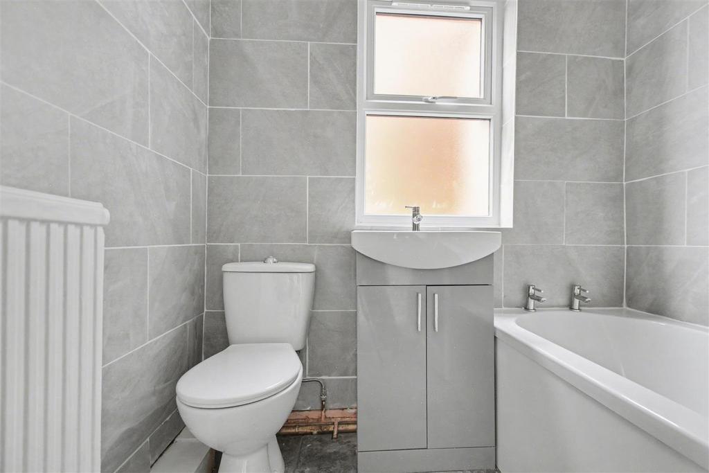 Bathroom.jpeg