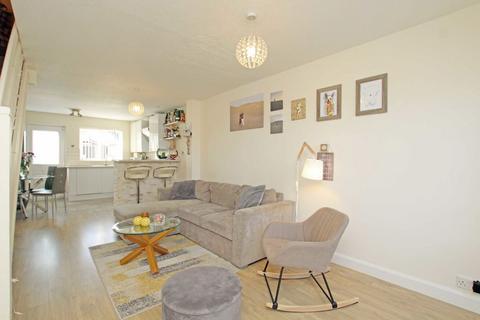 undefined, Harvesters Close, Isleworth TW7