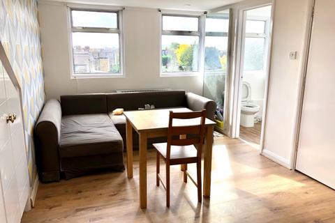 undefined, Park Avenue, Palmers Green