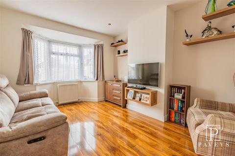 undefined, Chestnut Avenue, Kirby Cross