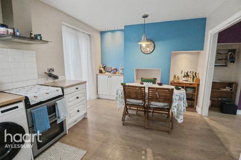 3 bedroom terraced house for sale, Haydon Road, Aylesbury