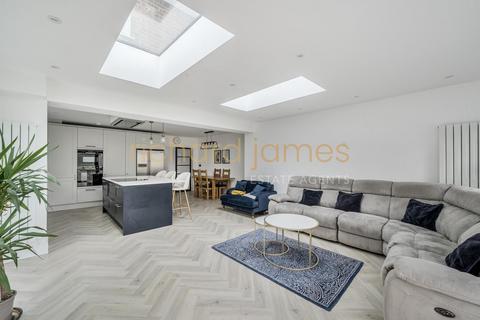 4 bedroom house for sale, Ramillies Road, Mill Hill, NW7