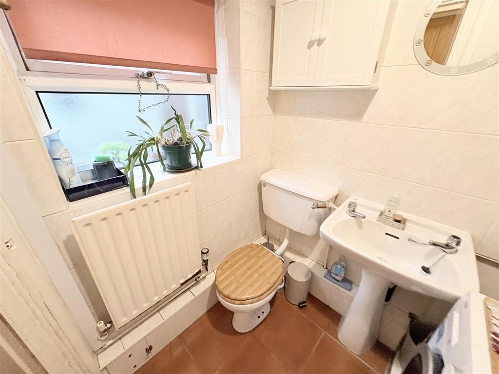Ground Floor WC/Utility